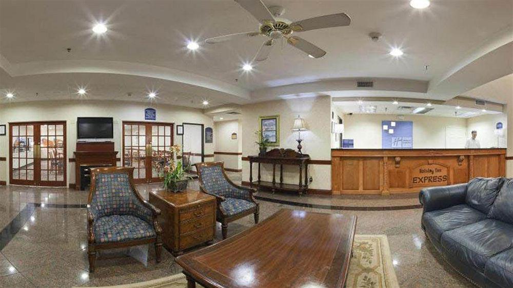 Savannah Gateway Hotel & Suites Georgetown Ngoại thất bức ảnh